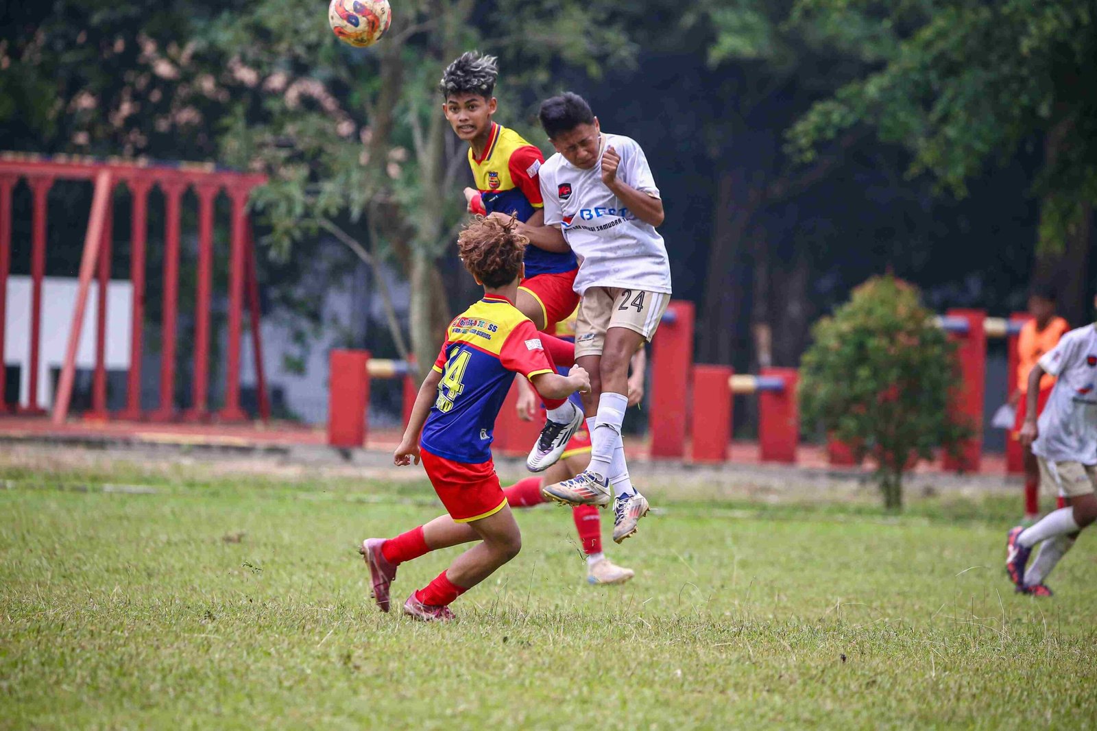 GALERI PERTANDINGAN LTS U-15 PEKAN KE-6 biMBA AIUEO SS VS G SKY